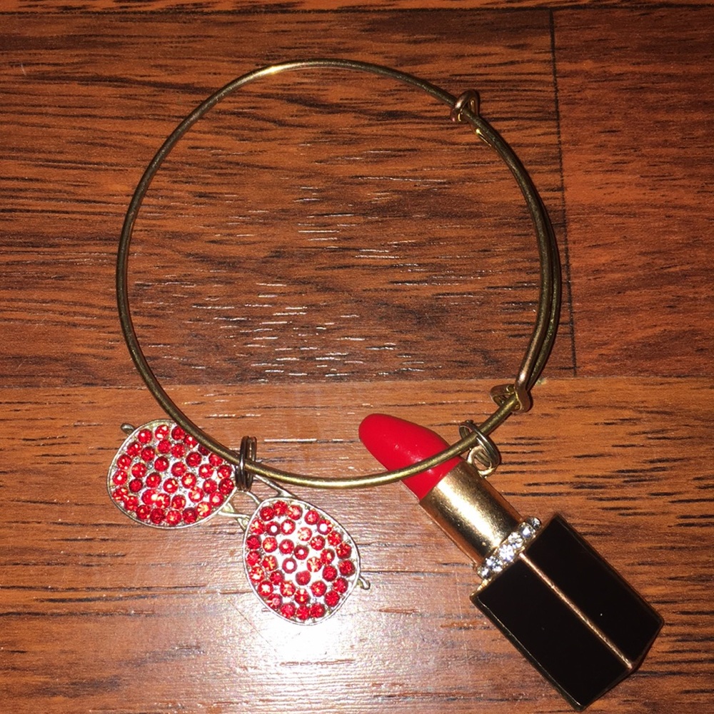 Charm bracelet